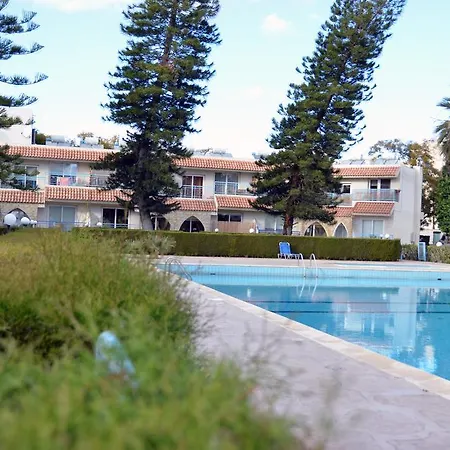 Palm Beach Apt * Limassol