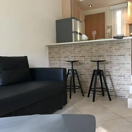 Palm Beach Apt * Limassol